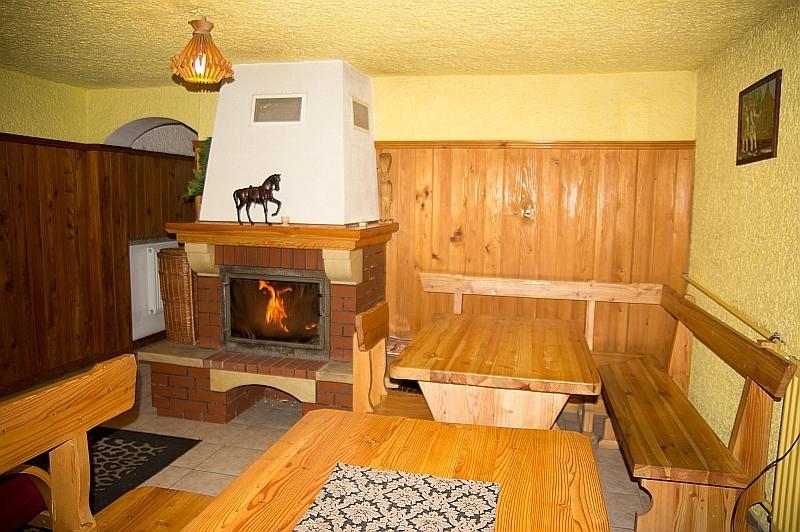 Hacjenda - Apartamenty I Pokoje Goscinne Czarna Gora Bilik gambar