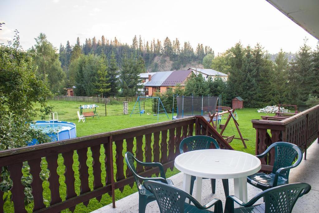 Hacjenda - Apartamenty I Pokoje Goscinne Czarna Gora Luaran gambar