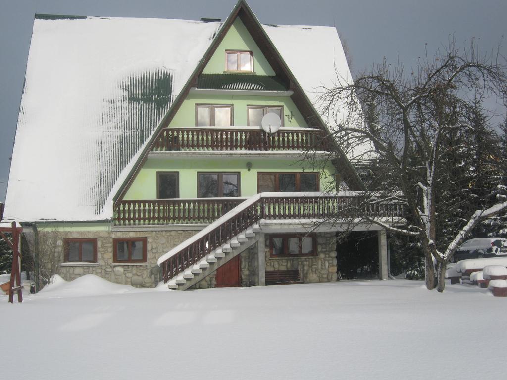 Hacjenda - Apartamenty I Pokoje Goscinne Czarna Gora Luaran gambar