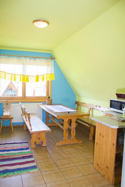 Hacjenda - Apartamenty I Pokoje Goscinne Czarna Gora Luaran gambar