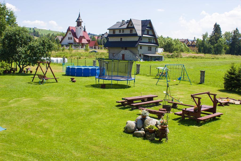 Hacjenda - Apartamenty I Pokoje Goscinne Czarna Gora Luaran gambar