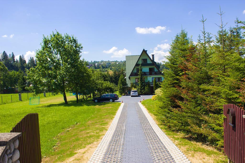 Hacjenda - Apartamenty I Pokoje Goscinne Czarna Gora Luaran gambar