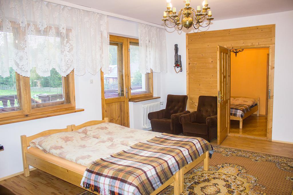 Hacjenda - Apartamenty I Pokoje Goscinne Czarna Gora Luaran gambar