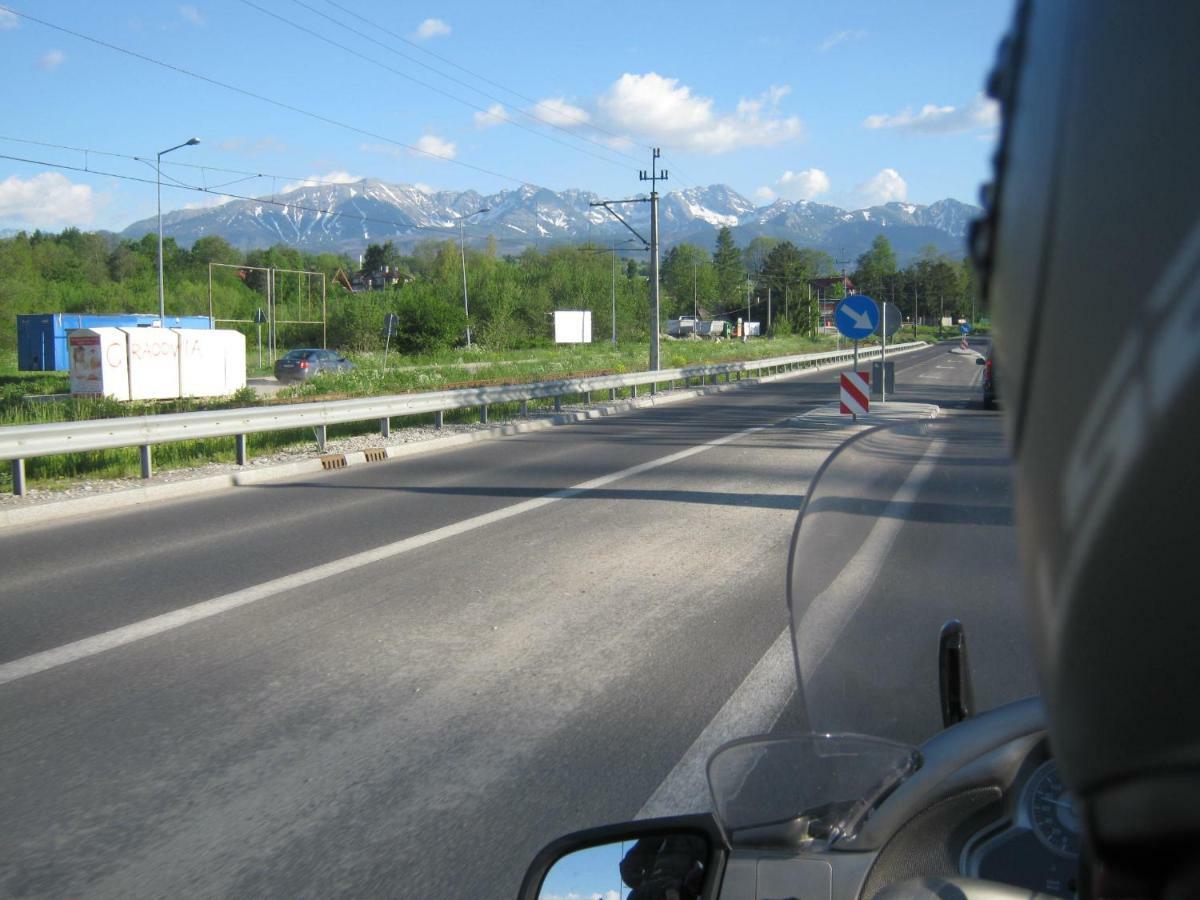 Hacjenda - Apartamenty I Pokoje Goscinne Czarna Gora Luaran gambar