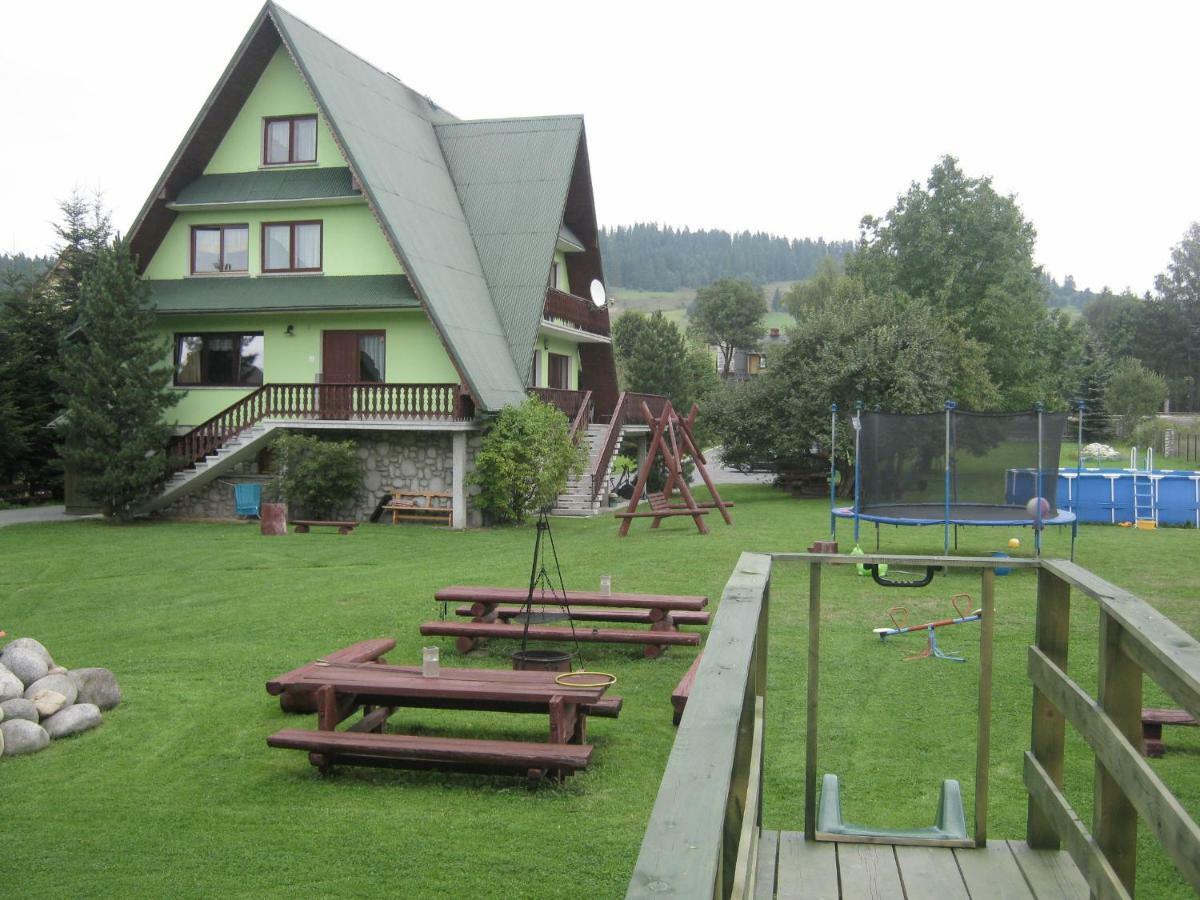 Hacjenda - Apartamenty I Pokoje Goscinne Czarna Gora Luaran gambar