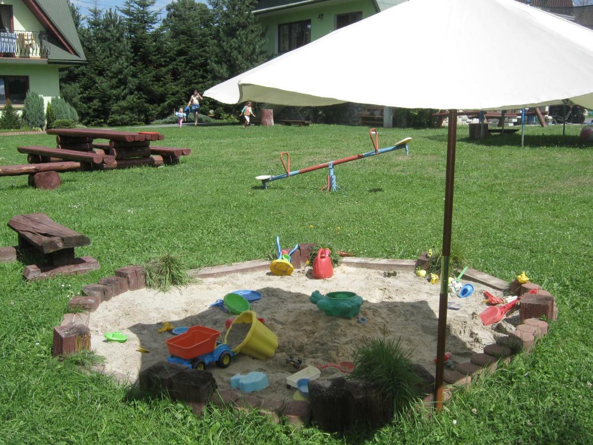 Hacjenda - Apartamenty I Pokoje Goscinne Czarna Gora Luaran gambar